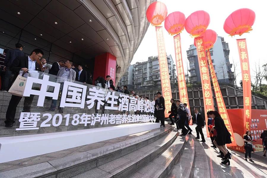 EDBE7D70A7A41C9B618F1A227B6930DE