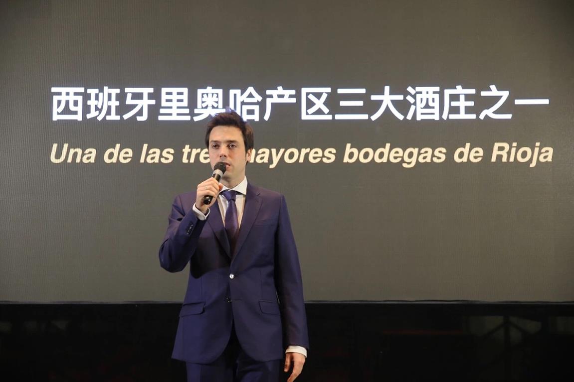 4329EA95102032987ADFD55230F6F440