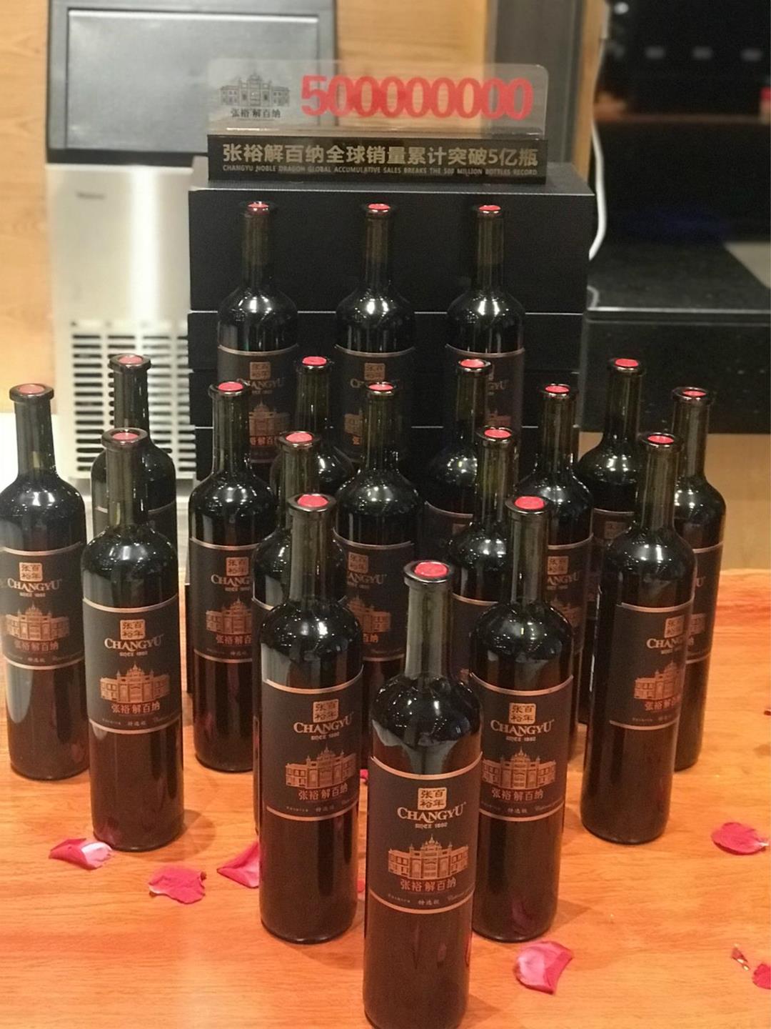 9ED0ECAD437AA05588893DF3DA95F872_meitu_5