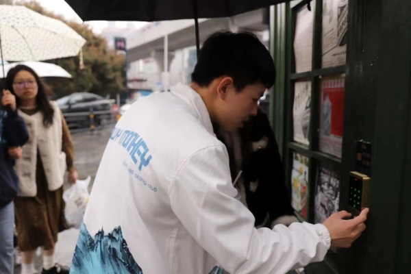 webwxgetmsgimg (1)_副本